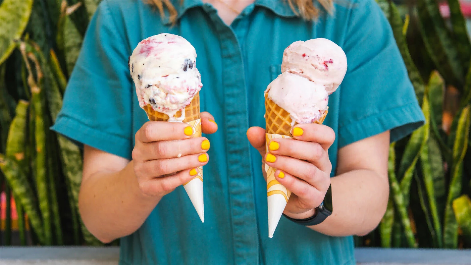 Paper ice cream cone sleeve 1 Paper ice cream cone sleeve 1